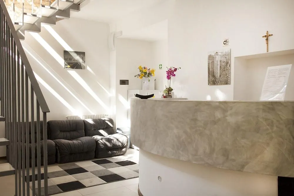 Hotel Poma Milano 3*,