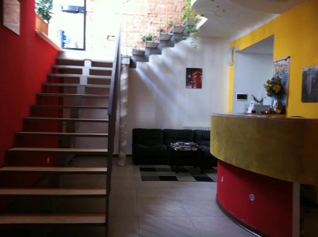 Hotel Poma Milano 3*,